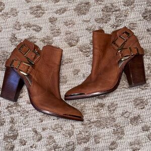 GIANNI BINI Pointed Toe Buckle Booties w/ Metal Toe